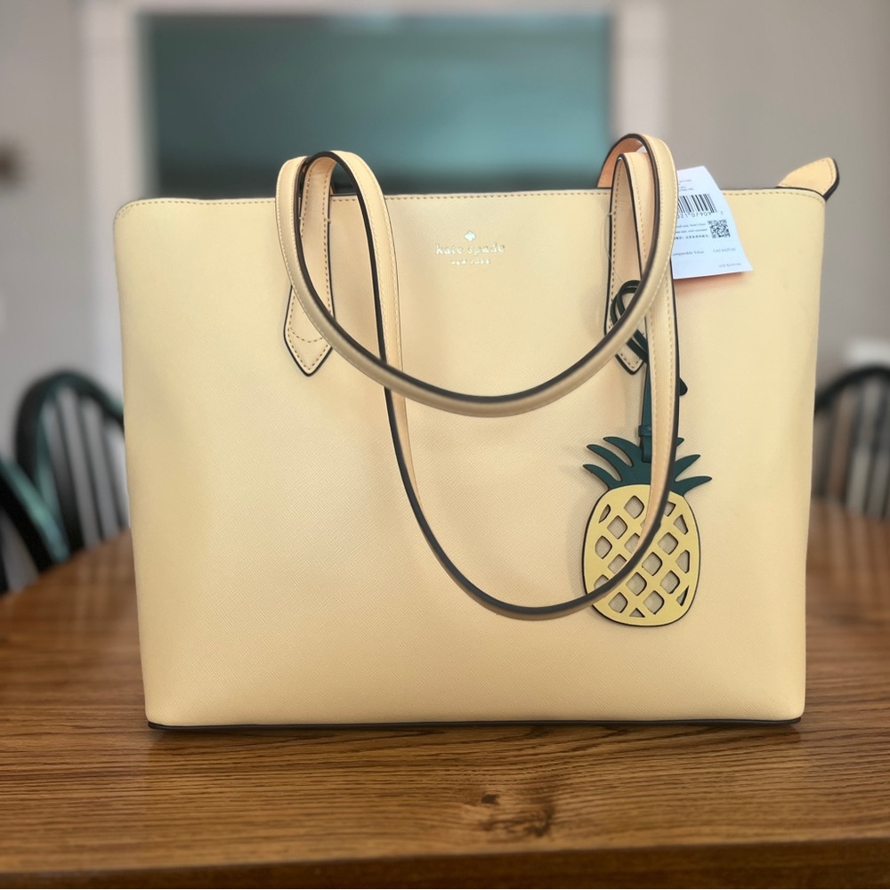 NWT Kate Spade New York Marlee Pineapple tote